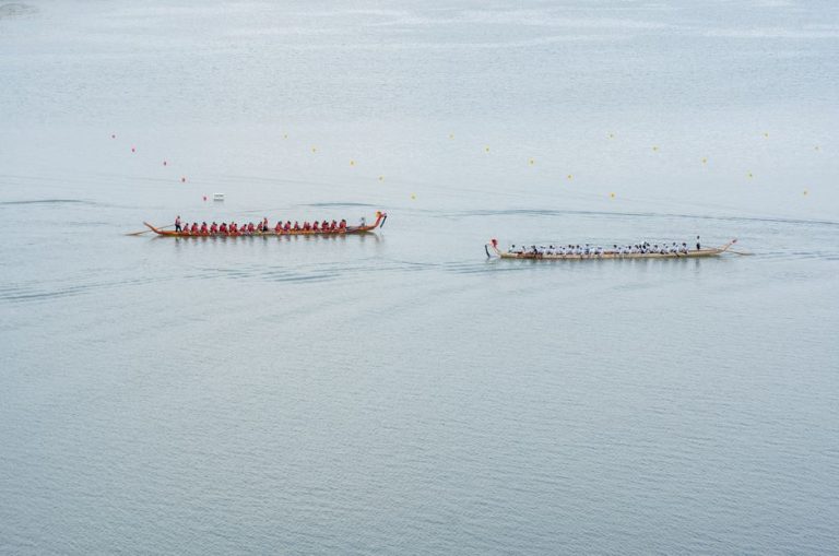 中国・端午連休が「熱気」　龍舟レースと民俗体験が観光をけん引