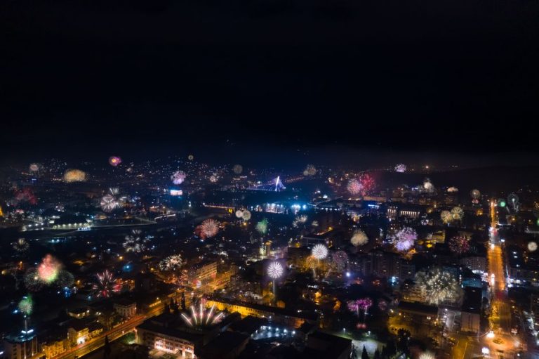 オランダ、大晦日の花火が全面禁止へ 年越しの「爆竹文化」に終止符