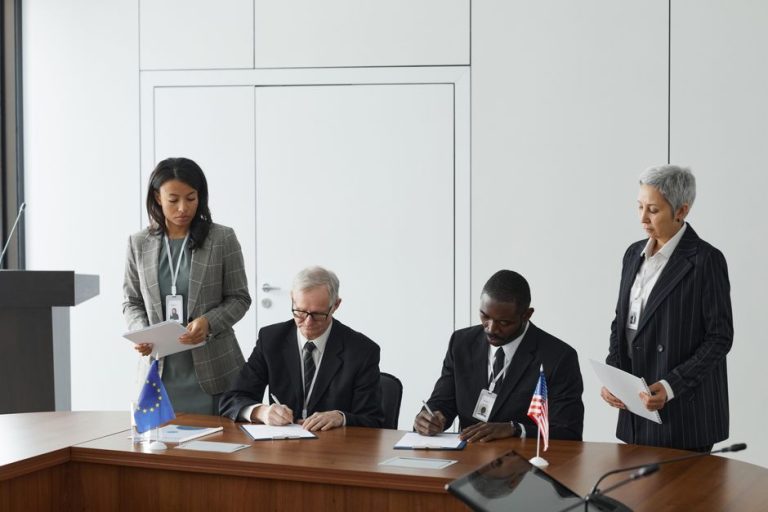 ポーランド、NATO首脳会議へ「大型代表団」派遣　大統領と主要閣僚が同席の異例