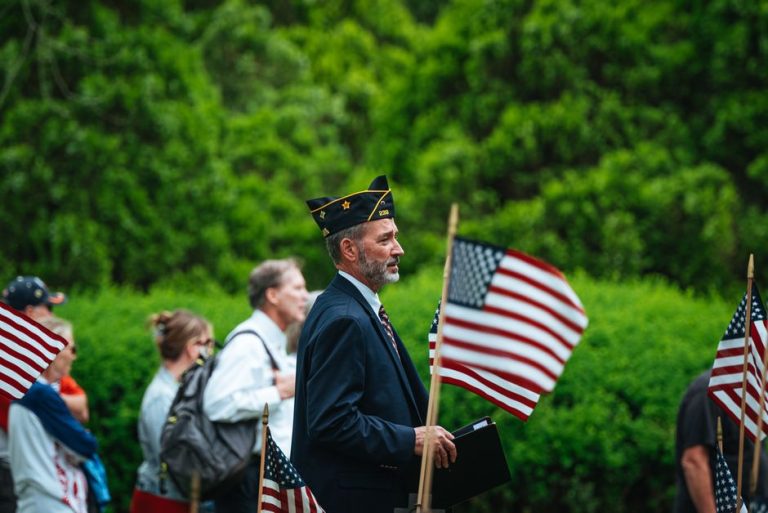 米建国250年、トランプ氏「投票は市民権保持者だけ」演説をオランダ紙が報道