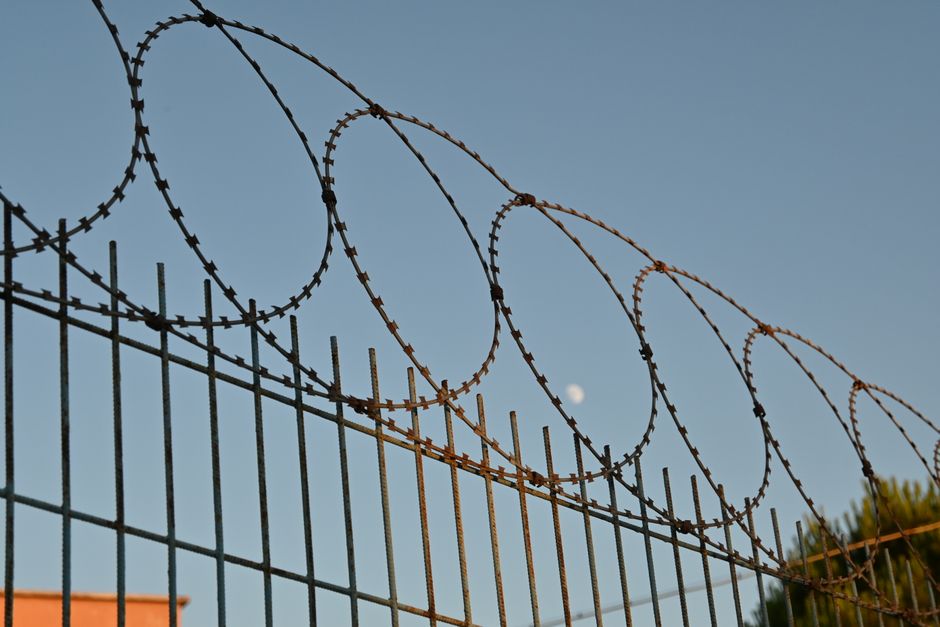 メキシコ、米国で移民17人死亡めぐり刑事告発 ICE拘束下の死に法的措置