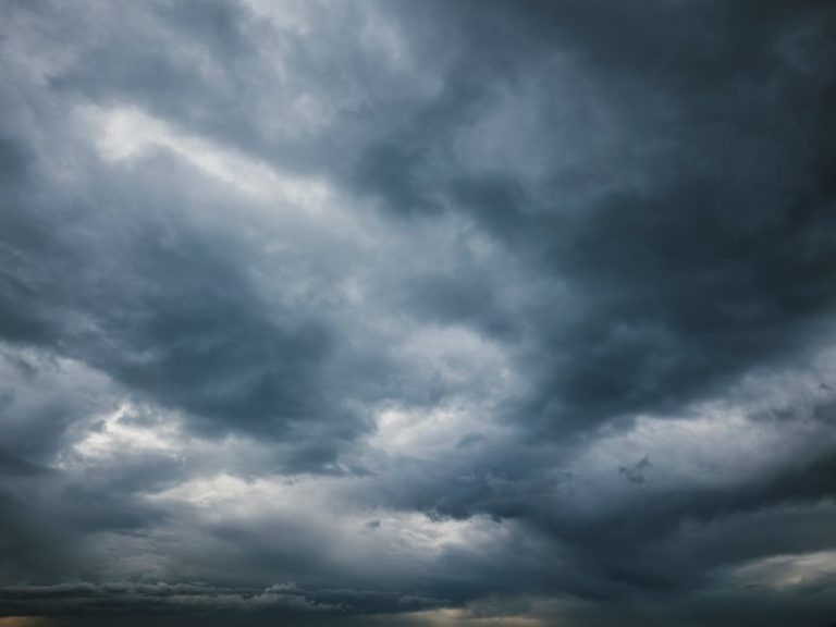 NZで雷雨警報は解除、それでも続く大雨警戒——北島に洪水・土砂崩れの恐れ