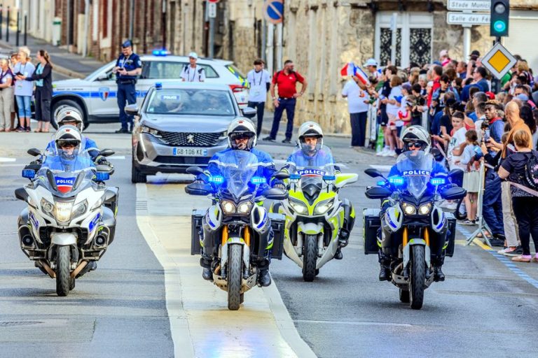 ナイジェリア、野党指導者オビ氏の車列妨害で46人逮捕