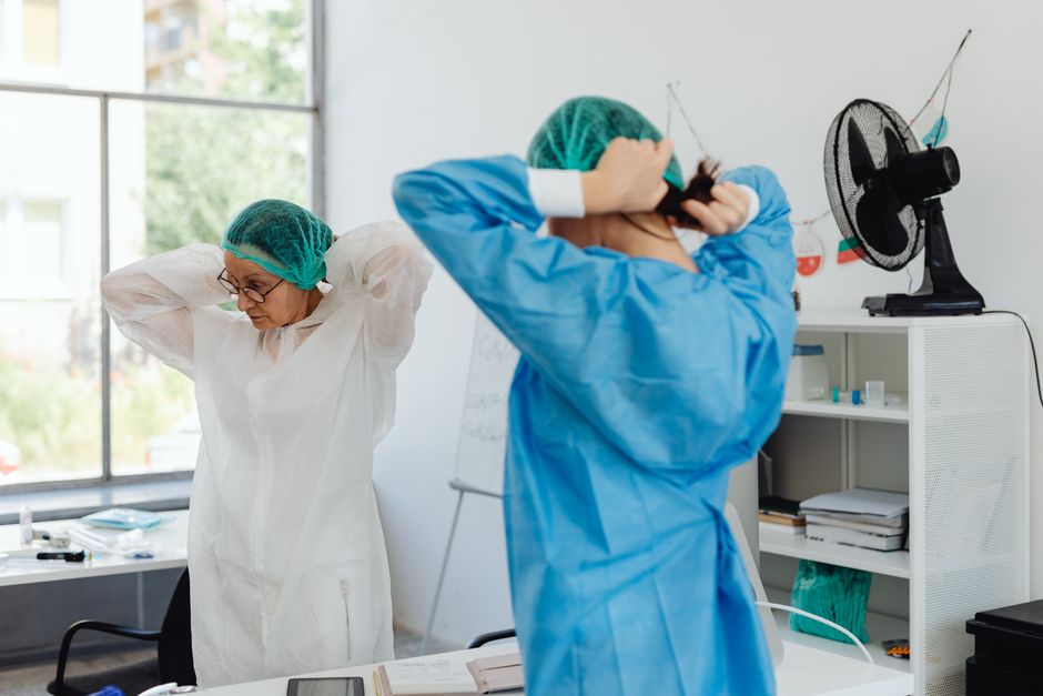 ナイジェリアでエボラ感染確認、患者はスイス外交官の妻と報道